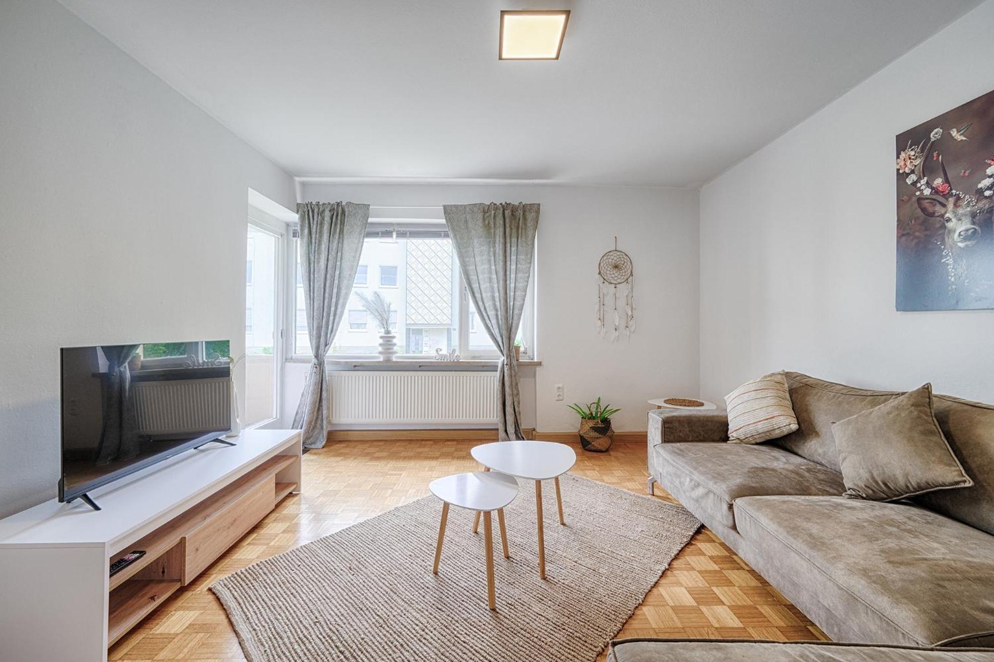 Apartment Select-home 3 - Netflix - Parkplatz - Business Nabburg